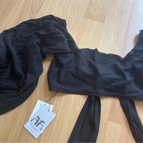 ALL THAT REMAINS valentine top black linen size 10 Med balloon sleeve tie top - Picture 1 of 15